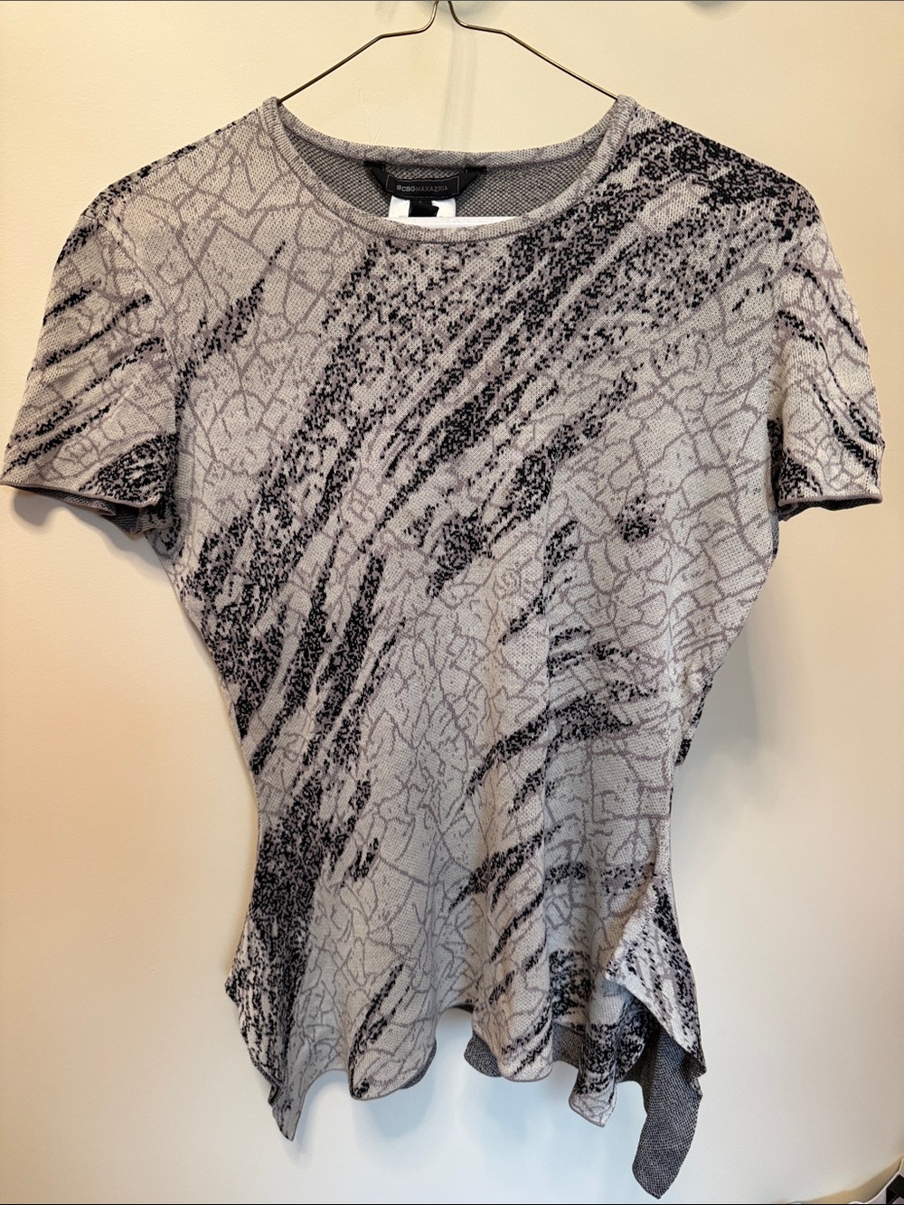 BCBG Black & Gray Abstract Short-Sleeve Knit Top